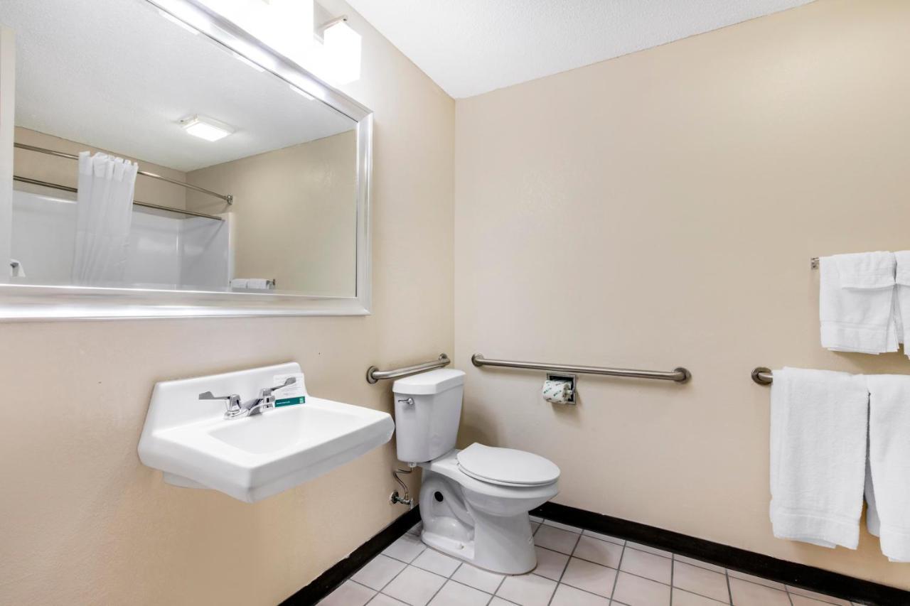 Quality Inn & Suites Metropolis I-24 Kültér fotó