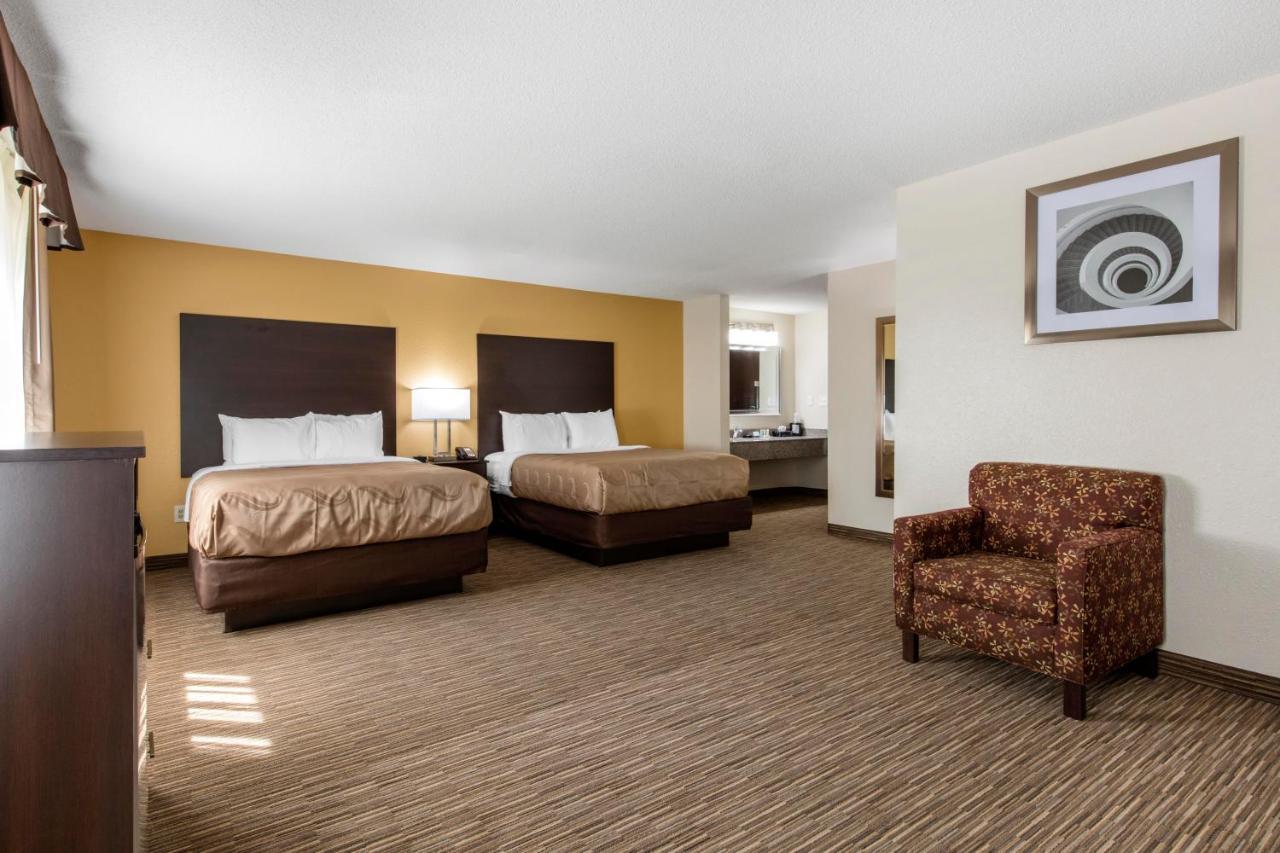Quality Inn & Suites Metropolis I-24 Kültér fotó