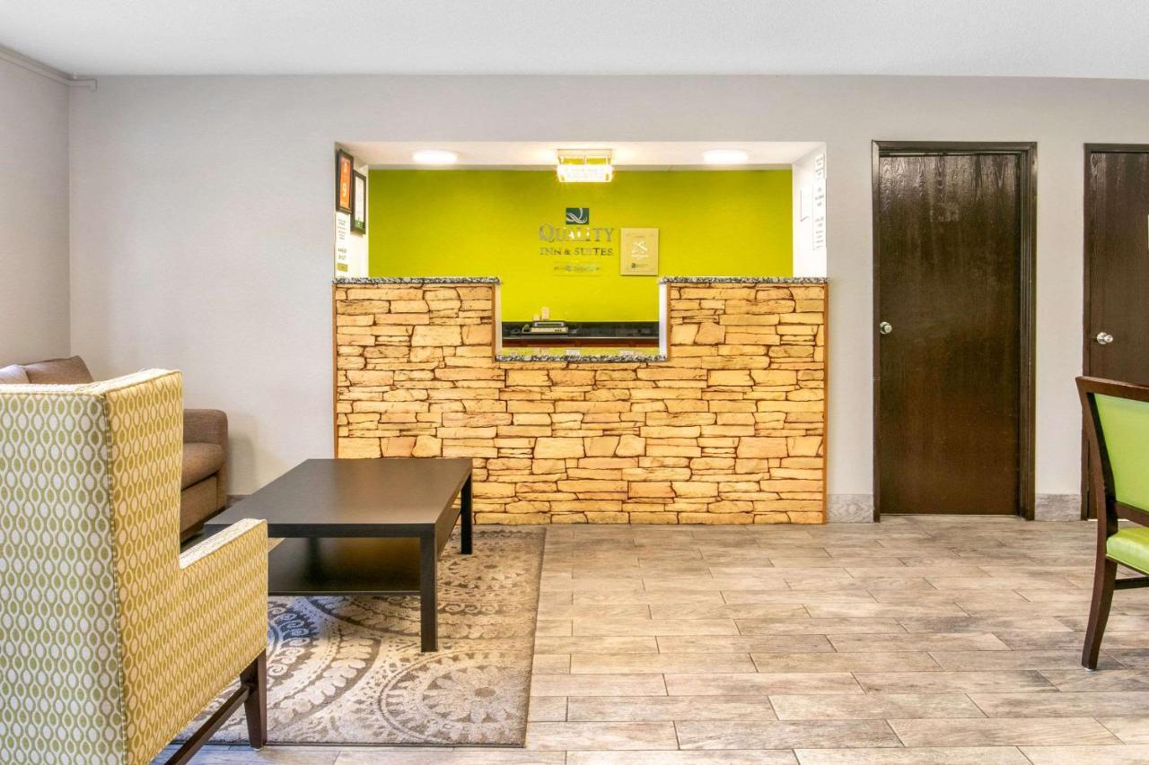 Quality Inn & Suites Metropolis I-24 Kültér fotó