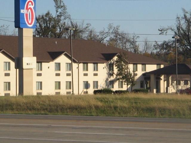 Quality Inn & Suites Metropolis I-24 Kültér fotó