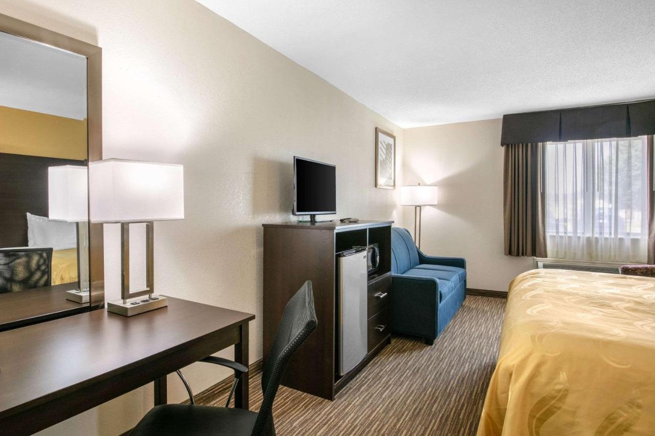 Quality Inn & Suites Metropolis I-24 Kültér fotó
